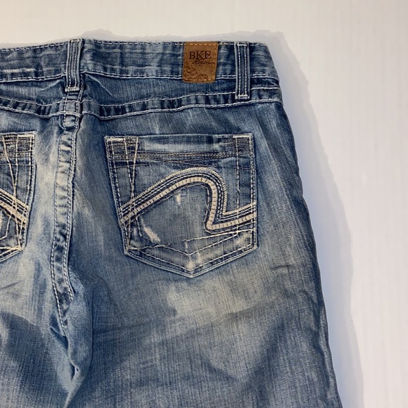 BKE Stella Women’s Size 30 Blue Distressed Jean Shorts - Picture 3 of 14